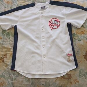 White and Navy Baseball Jersey NY Yankees Size XL
